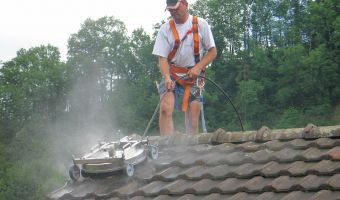  Curăţător de acoperişuri
